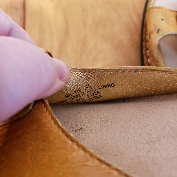 Alegria mustard color buckle strap leather sandal size 40 GUC - Picture 5 of 6